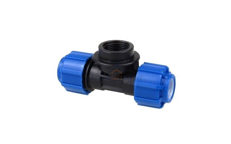 Тройник с переходом на внутреннюю резьбу Политэк - 50 x 1